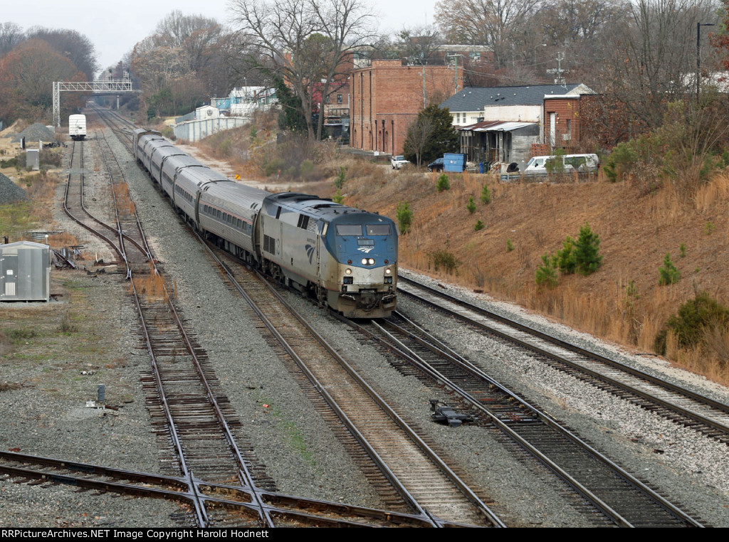 AMTK 13 leads train P080-15 towards the station